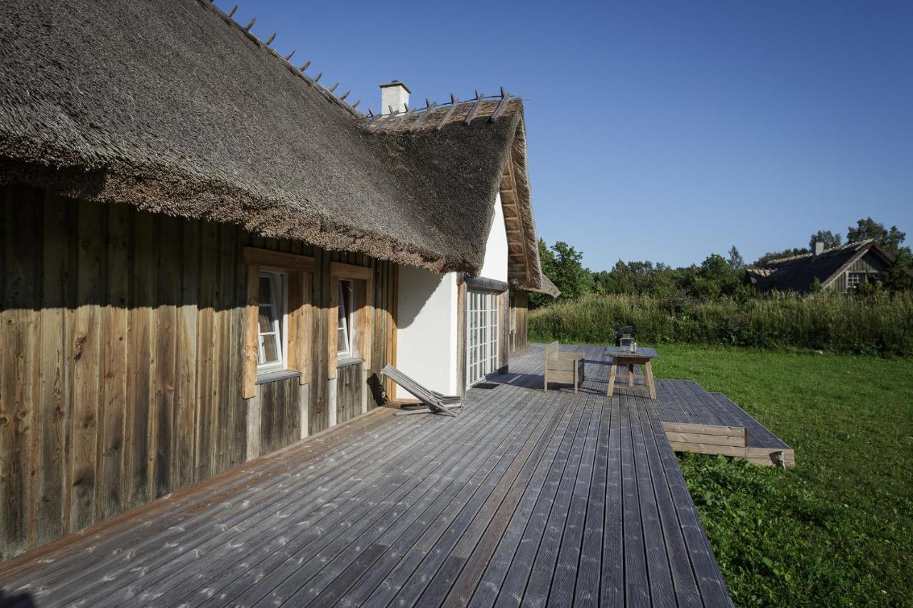 Villa Bumba Liigalaskma Buitenkant foto