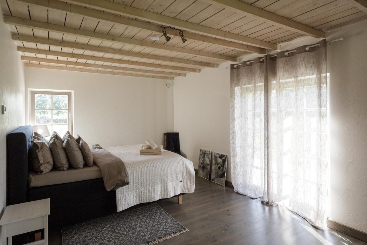Villa Bumba Liigalaskma Buitenkant foto