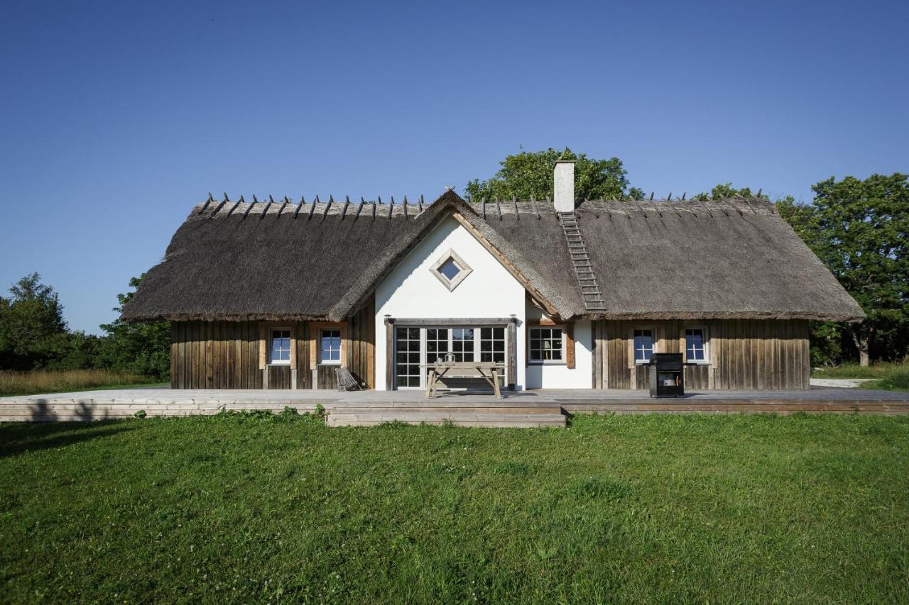 Villa Bumba Liigalaskma Buitenkant foto